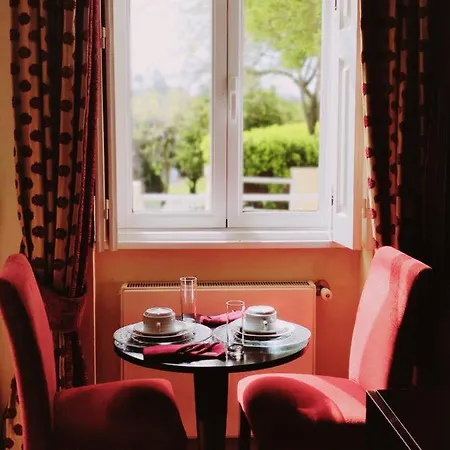 Glicinia Boutique 4*