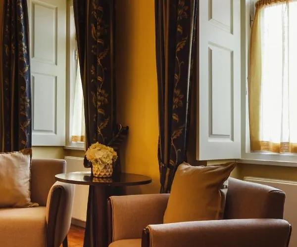 Glicínia Boutique Hotel 4*